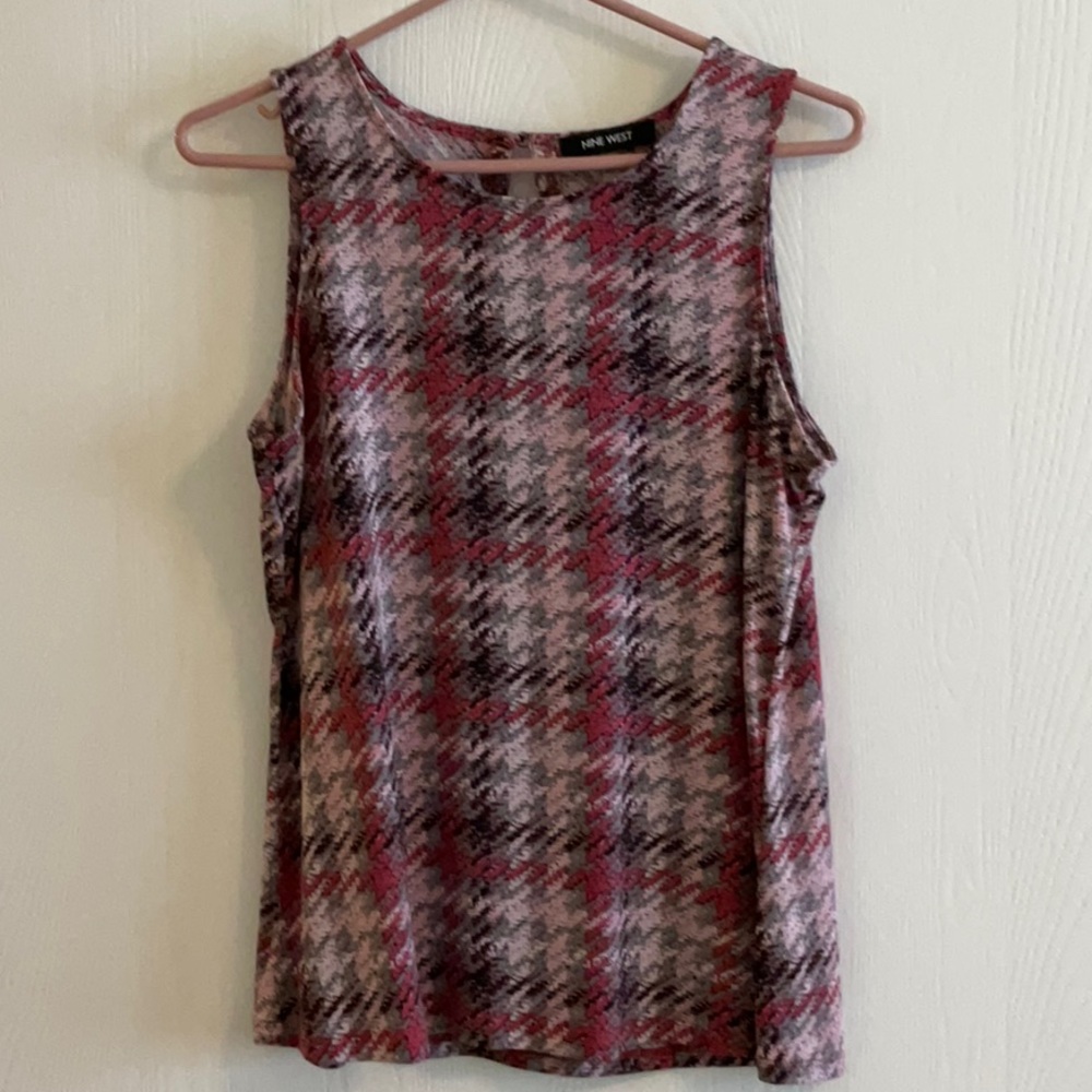 Nine West Tank